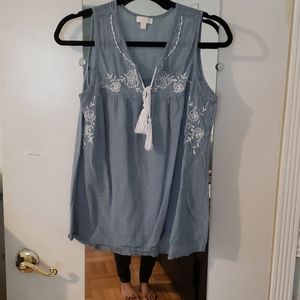 Charming Charlie chambray blue embroidered top shirt tank Small *3 for $15*